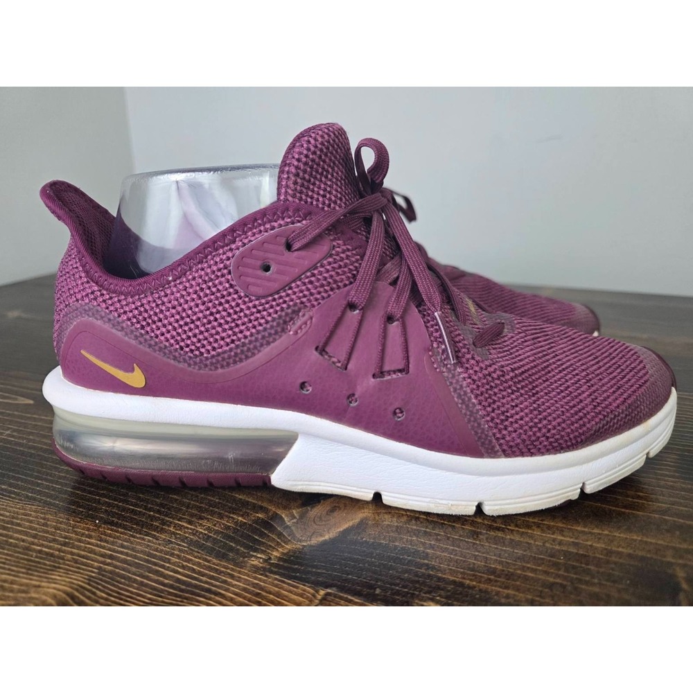 Nike Air Max Sequent 3 Youth Sneakers Size 7 Plum‎ White Running Shoes Big Kids